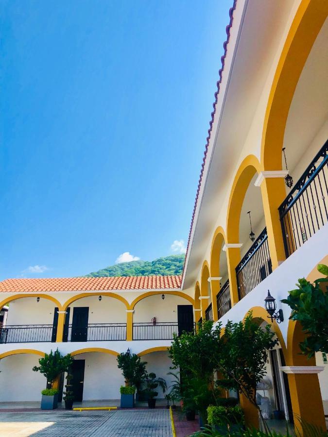Casa Blanca Hotel Халпан Екстериор снимка