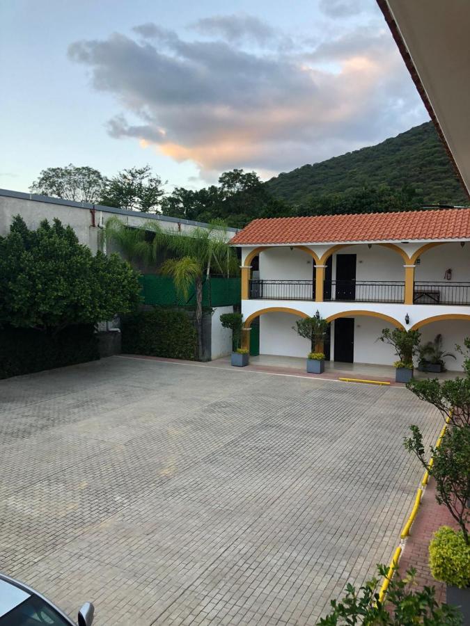 Casa Blanca Hotel Халпан Екстериор снимка